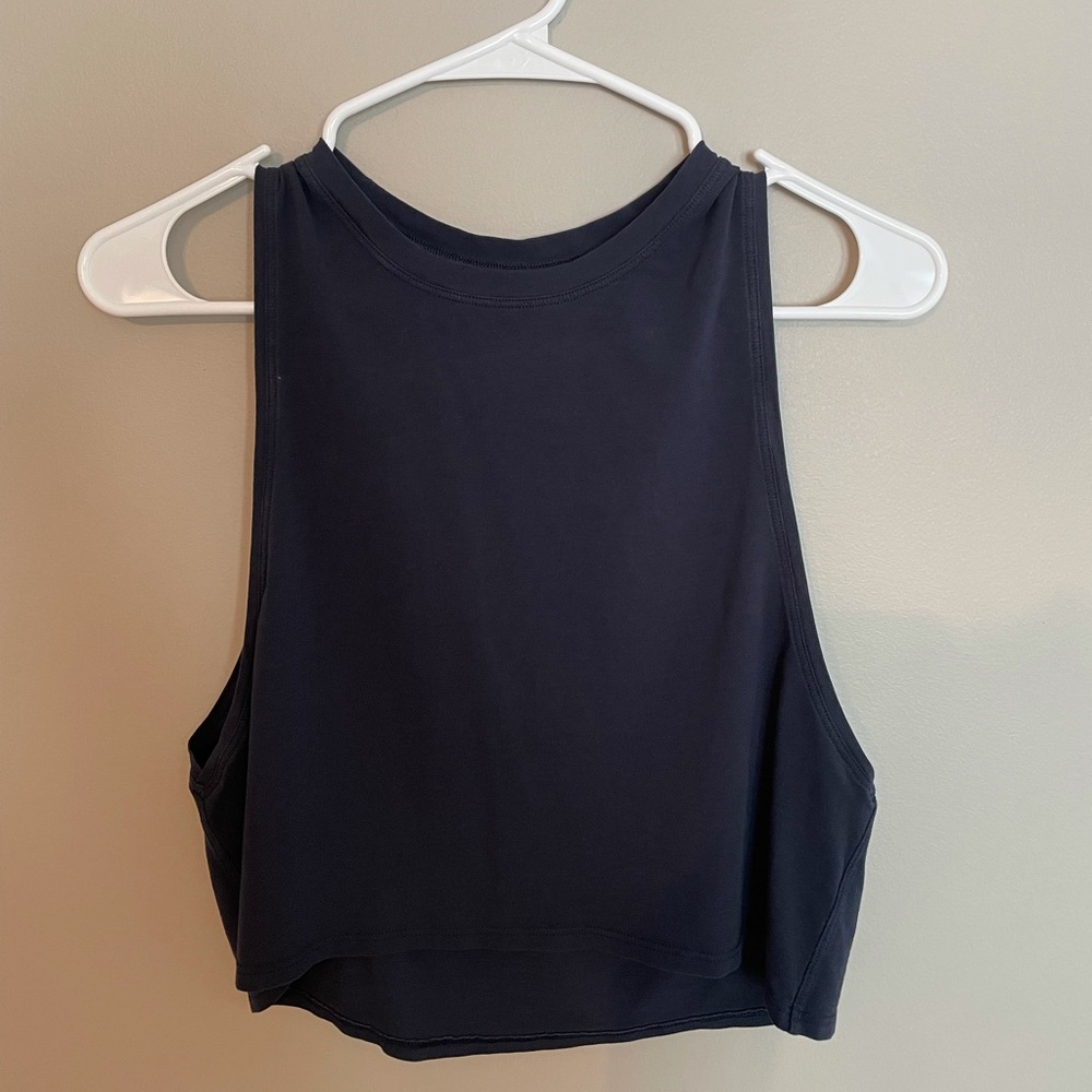 Lululemon sleeveless cutout crop top tank